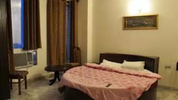 Royal Palace Hotel | Batı Delhi - Ulusal Eyalet Başkenti Delhi - Delhi (ve civarı) - Yeni Delhi - Karol Bagh