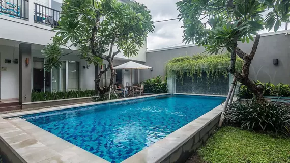 ZEN Rooms Seminyak Mertanadi | Bali - Badung - Günbatımı Yolu