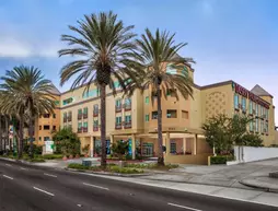 Desert Palms Hotel & Suites Anaheim Resort - Maingate | Kaliforniya - Orange County - Anaheim - Anaheim Resort