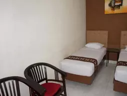 Emdi House Seturan | Yogyakarta Özel Bölgesi - Yogyakarta (ve civarı) - Depok - Condongcatur