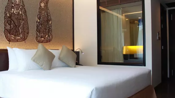 The Beach by Glitter House | Phuket (ve civarı) - Karon - Kata Plajı