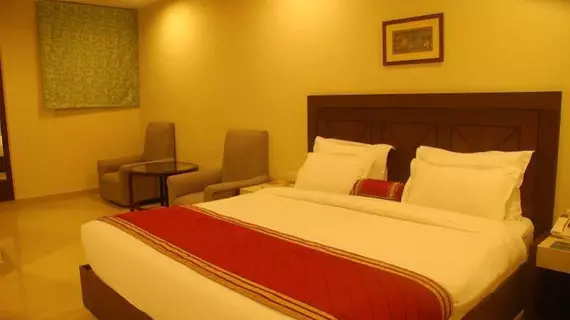 Hotel Classic Diplomat | Batı Delhi - Ulusal Eyalet Başkenti Delhi - Delhi (ve civarı) - Yeni Delhi