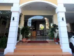 Summer Season Hotel | Yogyakarta Özel Bölgesi - Yogyakarta (ve civarı) - Yogyakarta - Gedongtengen