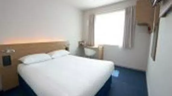 Travelodge Edinburgh Airport | İskoçya - Edinburgh (ve civarı) - Newbridge