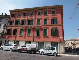 Verona House Hotel | Veneto - Verona (ve civarı) - Verona - Citta Antica