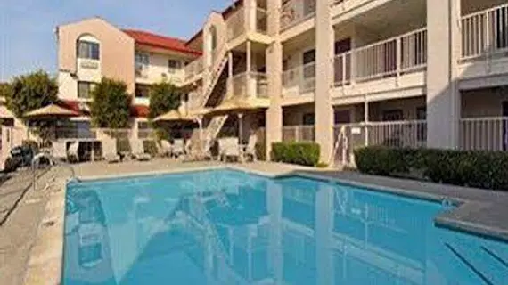 Red Roof Inn Rancho Cordova | Kaliforniya - Sacramento (ve civarı) - Rancho Cordova