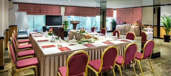 Savoy Suites Hotel Apartment | Dubai - Dubai