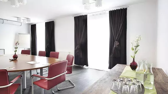 Almodovar Hotel Berlin - Biohotel | Berlin (ve civarı) - Friedrichshain-Kreuzberg - Friedrichshain