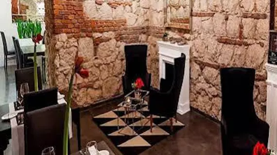 Queen Boutique Hotel | Küçük Polonya Voyvodalığı - Krakow (ve civarı) - Krakow - Stare Miasto