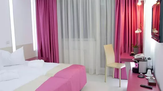 Christina Hotel | Bükreş (ve civarı) - Bükreş   Kent Merkezi