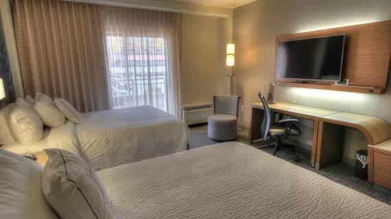 Courtyard by Marriott Gatlinburg | Tennessee - Gatlinburg - Pigeon Forge (ve civarı) - Gatlinburg