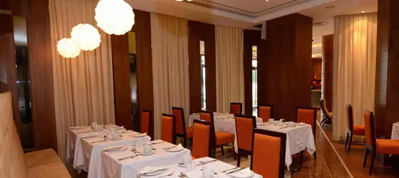 Protea Hotel Select Ikeja | Lagos (ve civarı) - Lagos - Ojodu