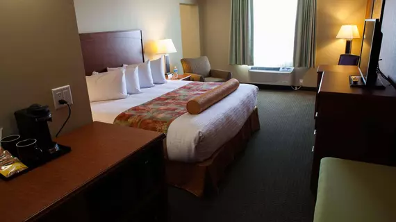 Best Western Plus Service Inn & Suites | Alberta - Lethbridge (ve civarı) - Lethbridge