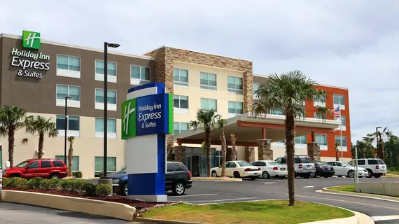 HOLIDAY INN EXPRESS & SUITES ALABASTER | Alabama - Birmingham (ve civarı) - Alabaster