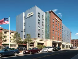 Hampton Inn and Suites Worcester | Massachusetts - Worcester (ve civarı) - Worcester