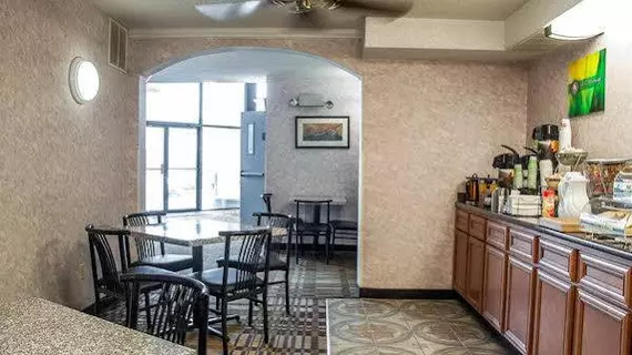 Quality Inn Near Six Flags St. Louis | Missouri - St. Louis (ve civarı) - Pacific