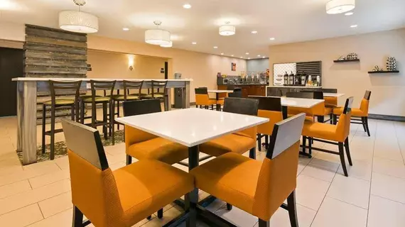 Best Western Long Beach Inn | Washington - Long Plajı (ve civarı) - Long Beach