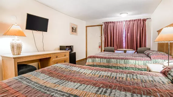 Econo Lodge Inn & Suites Kalispell | Montana - Whitefish (ve civarı) - Kalispell