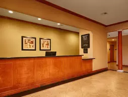 Best Western Inn & Suites Cleveland | Teksas - Conroe (ve civarı) - Cleveland