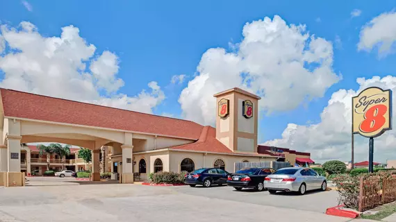 Super 8 Houston Hobby Airport South | Teksas - Houston (ve civarı) - Houston