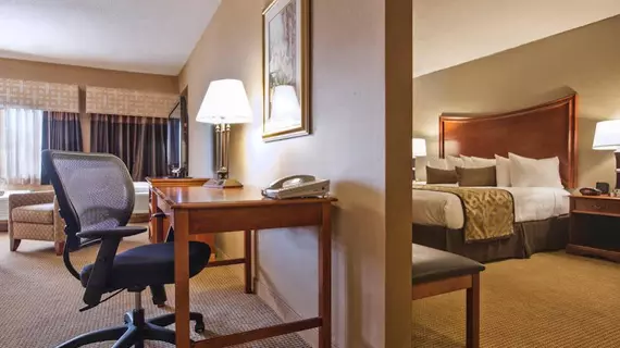 Best Western PLUS North Haven Hotel | Connecticut - New Haven (ve civarı) - North Haven