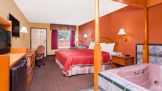 Travelodge Chattanooga / Hamilton Place | Tennessee - Chattanooga (ve civarı) - Chattanooga