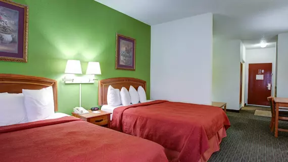 Quality Inn & Suites Austin Airport | Teksas - Austin (ve civarı) - Del Valle