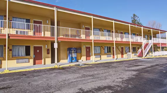 Econo Lodge Near Bluefield College | Batı Virginia - Princeton (ve civarı) - Bluefield