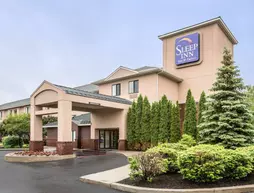 Sleep Inn & Suites Queensbury | New York - George Gölü (ve civarı) - Queensbury