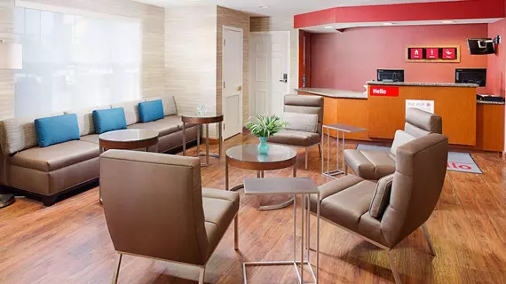 TownePlace Suites Manchester-Boston Regional Airport | New Hampshire - Manchester (ve civarı) - Manchester