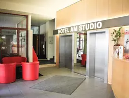 Concorde Hotel am Studio | Berlin (ve civarı) - Charlottenburg-Wilmersdorf - Charlottenburg