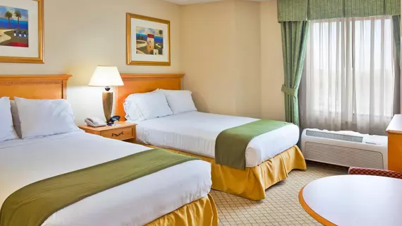 HOLIDAY INN EXPRESS AND SUITES NEAREST UNIVERSAL ORLANDO | Florida - Orlando (ve civarı) - Orlando - Universal Orlando® Tatil ve Eğlence Merkezi