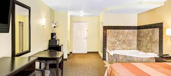 Days Inn & Suites Downtown Gatlinburg Parkway | Tennessee - Gatlinburg - Pigeon Forge (ve civarı) - Gatlinburg