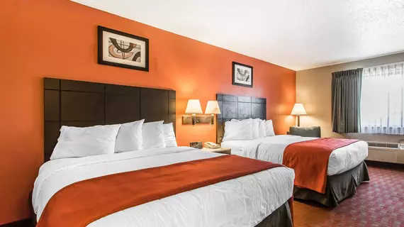 Quality Inn & Suites La Vergne | Tennessee - Nashville-Davidson - Nashville (ve civarı) - La Vergne