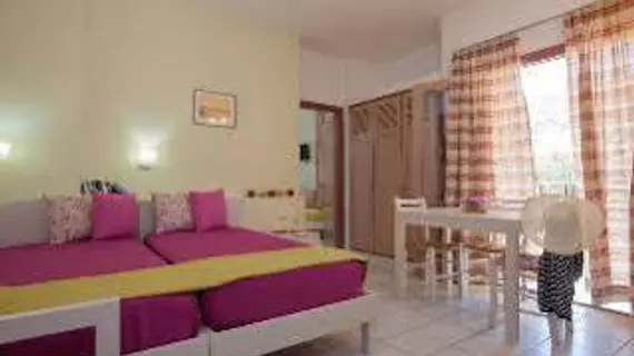 Latania Studios & Apartments | Girit Adası - Kandiye (bölge) - Hersonissos - Stalida