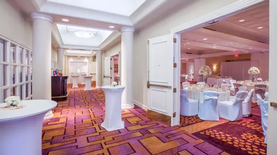 Crowne Plaza Hotel Englewood | New Jersey - Fort Lee - Paramus (ve civarı) - Englewood