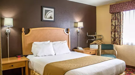 Quality Inn Hall of Fame | Ohio - Summit İlçesi - Akron (ve civarı) - Canton