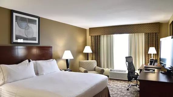 HOLIDAY INN EXPRESS & SUITES S | Missouri - St. Louis (ve civarı) - St. Charles