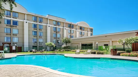 Holiday Inn Hotel Bedford DFW Airport Area | Teksas - Dallas (ve civarı) - Bedford