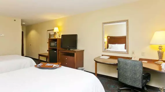 HAMPTON INN MARTINSBURG SOUTH-INWOOD | Batı Virginia - Martinsburg (ve civarı) - Inwood