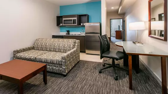 Hawthorn Suites by Wyndham DFW Airport North | Teksas - Dallas (ve civarı) - Irving