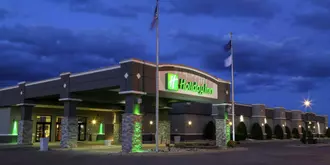 Holiday Inn Fargo