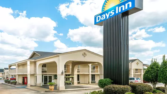 Days Inn Shorter | Alabama - Montgomery (ve civarı) - Shorter