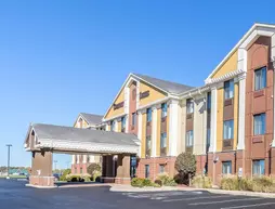 Comfort Suites Saint Charles | Missouri - St. Louis (ve civarı) - St. Charles