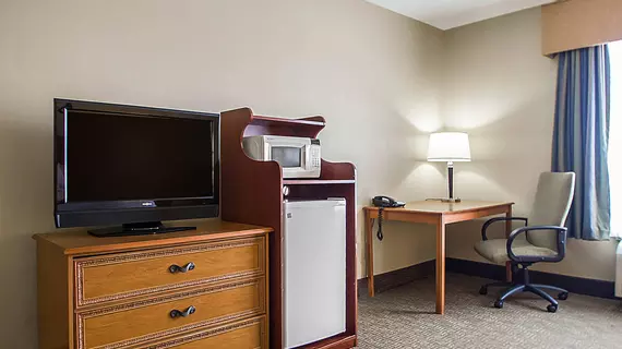 Quality Inn & Suites Fishkill | New York - Poughkeepsie (ve civarı) - Fishkill