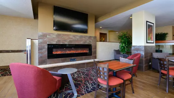 Best Western Plus Denver Tech Center Hotel | Kolorado - Denver (ve civarı) - Greenwood Village