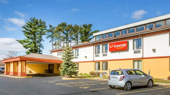 Econo Lodge Inn & Suites Stevens Point | Wisconsin - Stevens Point (ve civarı) - Stevens Point