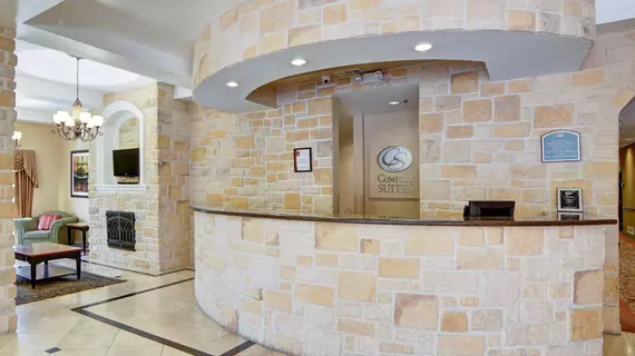 Comfort Suites Benbrook | Teksas - Fort Worth (ve civarı) - Fort Worth