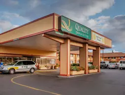 Quality Inn & Suites Medford Airport | Oregon - Medford (ve civarı) - Medford