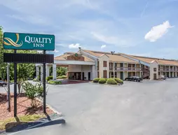 Quality Inn Fort Jackson | Güney Karolayna - Columbia (ve civarı) - Columbia